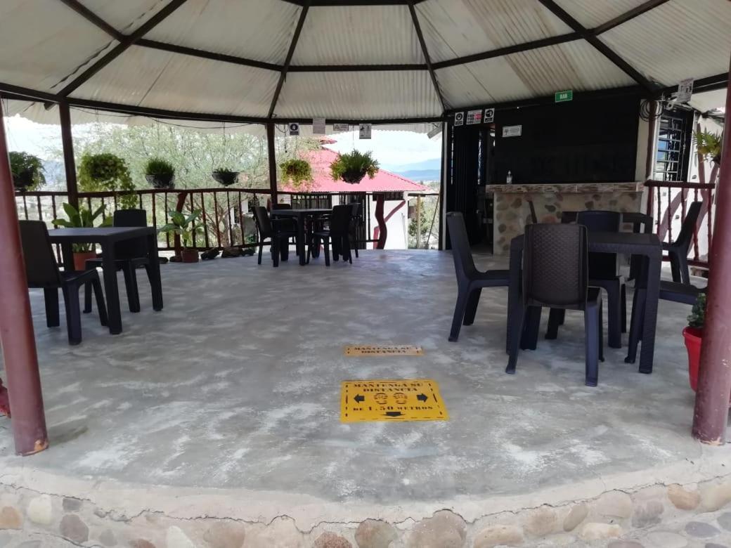 Payande - Tatacoa Villa Villavieja Bagian luar foto