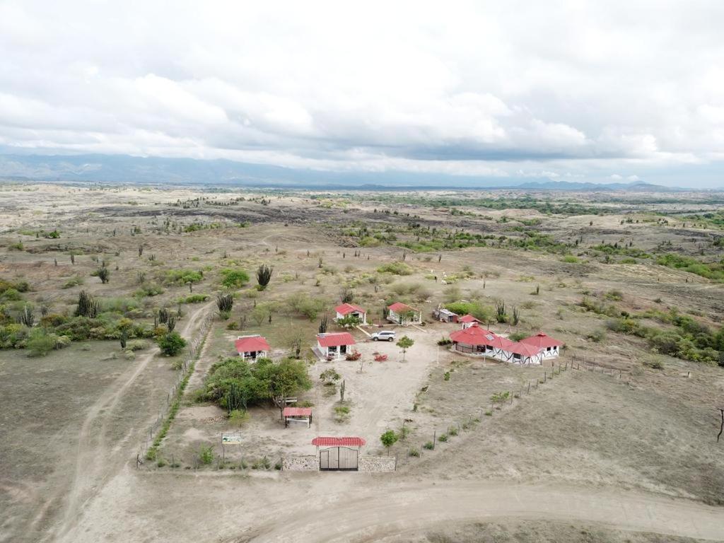 Payande - Tatacoa Villa Villavieja Bagian luar foto