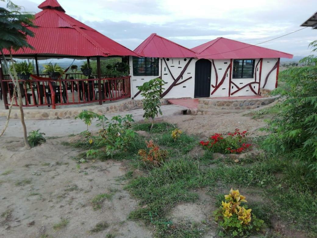 Payande - Tatacoa Villa Villavieja Bagian luar foto